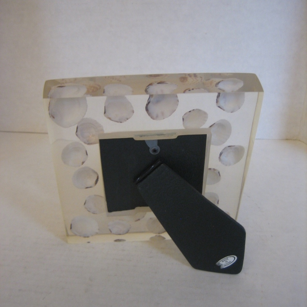 Free Lifestyle Less is More Resin & Seashells 3 x 3 Single Picture Frame NWNT - Picture 4 of 5